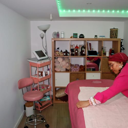 Massage by Josepha - Massage Marseille - Massage by Josepha - Photo Galerie - OneBooking