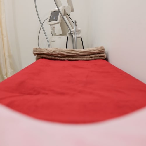 Maison Glory - Onglerie Paris - Maison Glory - Photo Galerie - OneBooking