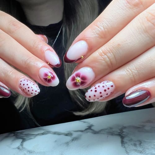 Nails By Nel - Institut de beauté Saint-Étienne - Nails By Nel - Photo Galerie - OneBooking