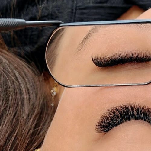 AM Lashes - Sourcils & cils Poitiers - AM Lashes - Photo Galerie - OneBooking