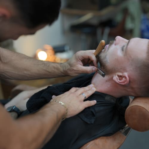 OZ COIFFEUR BARBIER - Barbier Marseille - OZ COIFFEUR BARBIER - Photo Galerie - OneBooking