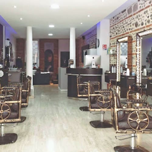 ARTS.SD —Coiffure Jeanne D'Arc - Coiffure Toulouse - ARTS.SD —Coiffure Jeanne D'Arc - Photo Galerie - OneBooking