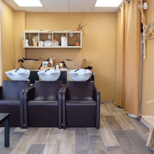 Caract’hair - Coiffure Villeurbanne - Caract’hair - Photo Galerie - OneBooking