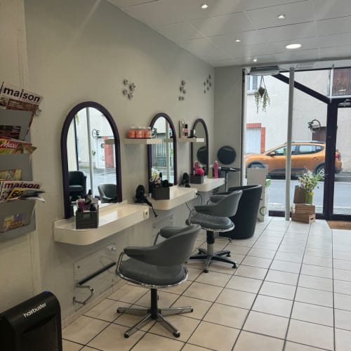 Infini Coiff - Sourcils & cils Orléans - Infini Coiff - Photo Galerie - OneBooking