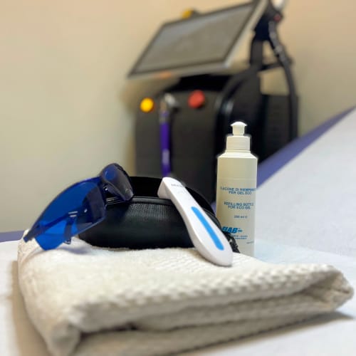 Laser Skin - Sourcils & cils Épinay-sur-Seine - Laser Skin - Photo Galerie - OneBooking