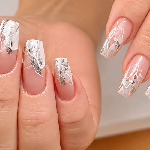 Les trésors de l‘ongle - Onglerie Rousset - Les trésors de l‘ongle - Photo Galerie - OneBooking