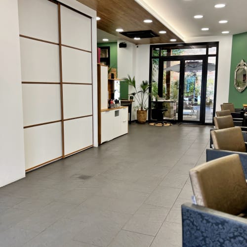 Les grands boulevards - Coiffure Le Bouscat - Les grands boulevards - Photo Galerie - OneBooking