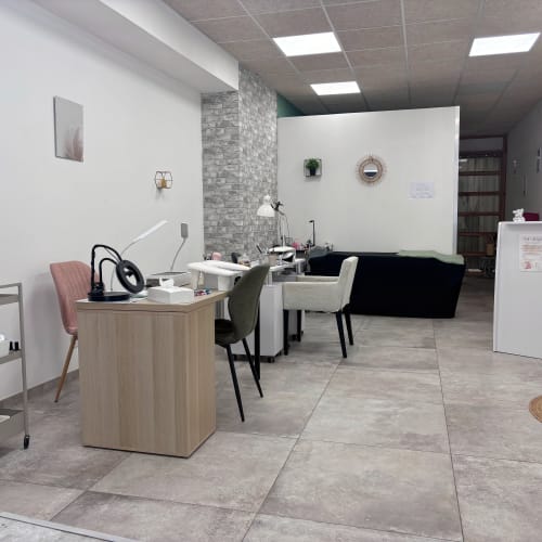 Espace beauté et bien être - Coiffure Hyères - Espace beauté et bien être - Photo Galerie - OneBooking