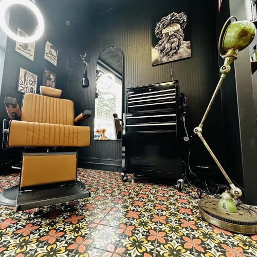 LES BARBIERS BY L’ATELIER - Coiffure Besançon - LES BARBIERS BY L’ATELIER - Photo Galerie - OneBooking