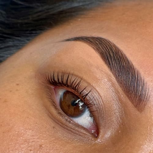 Madame sourcils - Institut de beauté Antibes - Madame sourcils - Photo Galerie - OneBooking