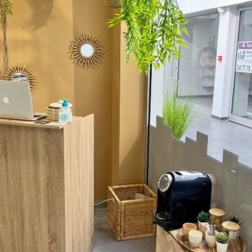 La maison de l ongle - Onglerie Montbrison - La maison de l ongle - Photo Galerie - OneBooking