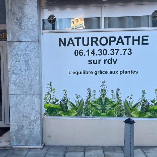 Naturopathe Astrid Bezzina - Sourcils & cils Nice - Naturopathe Astrid Bezzina - Photo Galerie - OneBooking