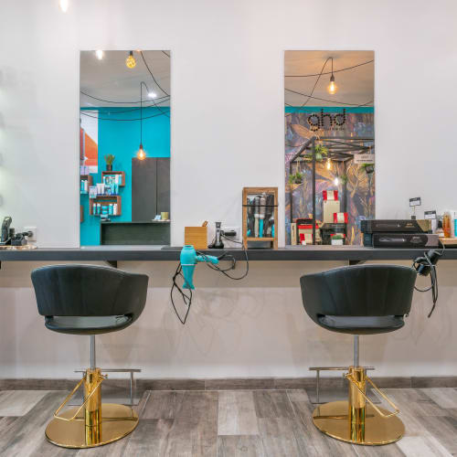 The Colorist - Coiffure Alès - The Colorist - Photo Galerie - OneBooking