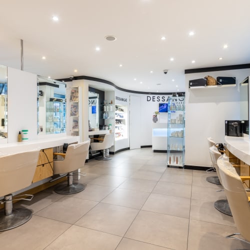DESSANGE - Beaulieu-sur-Mer - Coiffure Beaulieu-sur-Mer - DESSANGE - Beaulieu-sur-Mer - Photo Galerie - OneBooking
