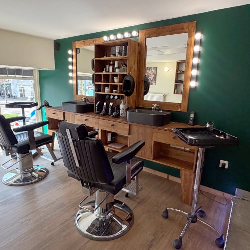 Elegance Coiffure & Co - Coiffure Saint-Étienne - Elegance Coiffure & Co - Photo Galerie - OneBooking