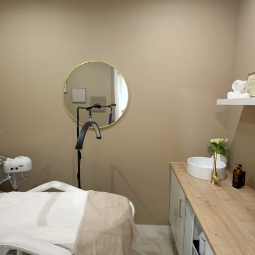 Maya Beauty House - Coiffure Montpellier - Maya Beauty House - Photo Galerie - OneBooking