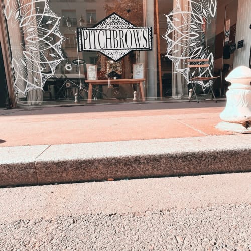Pitch Brows - Épilation Montrouge - Pitch Brows - Photo Galerie - OneBooking