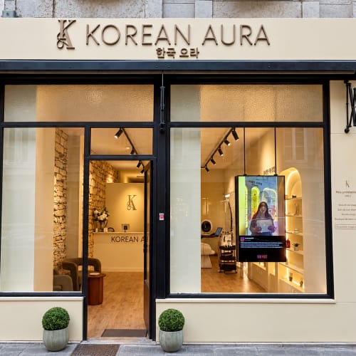 Korean Aura - Coiffure Lyon - Korean Aura - Photo Galerie - OneBooking
