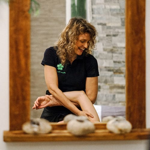 Aroma Bien être - Sourcils & cils Avignon - Aroma Bien être - Photo Galerie - OneBooking
