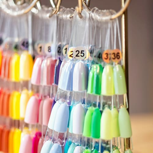L’atelier de Carina - Onglerie Casseneuil - L’atelier de Carina - Photo Galerie - OneBooking