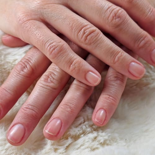 Laure Nail's 83 - Coiffure Toulon - Laure Nail's 83 - Photo Galerie - OneBooking