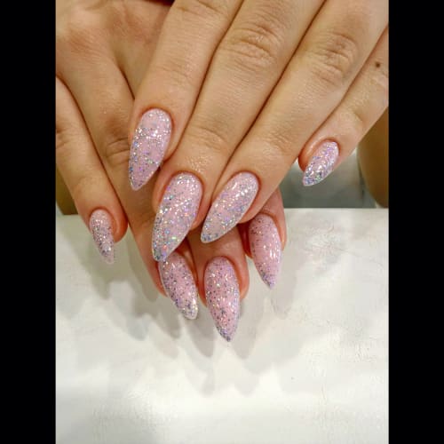 Angel Ongles - Sourcils & cils Nice - Angel Ongles - Photo Galerie - OneBooking