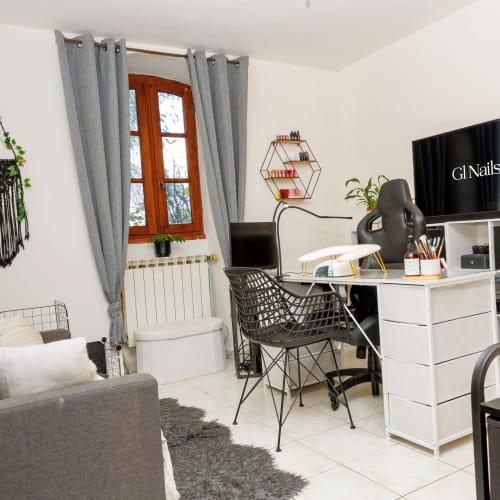 Gl Nails - Coiffure Alès - Gl Nails - Photo Galerie - OneBooking