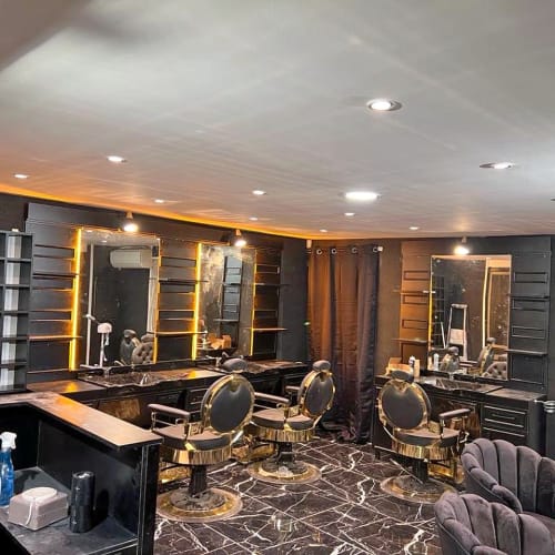BIRHAT BARBER - Sourcils & cils Martigues - BIRHAT BARBER - Photo Galerie - OneBooking