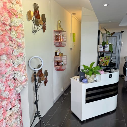 Sublime beauté - Coiffure Nice - Sublime beauté - Photo Galerie - OneBooking