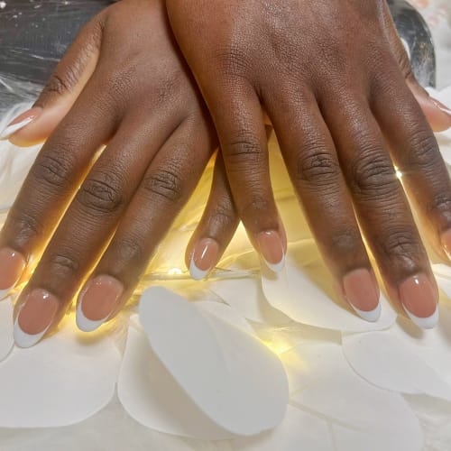 Glow up Nails & Beauty - Institut de beauté Melun - Glow up Nails & Beauty - Photo Galerie - OneBooking