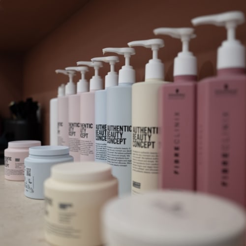 L’Artisan Coiffeur by M｜LA VALENTINE - Barbier Marseille - L’Artisan Coiffeur by M｜LA VALENTINE - Photo Galerie - OneBooking