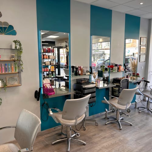 Au salon d’Ysa - Coiffure Lisieux - Au salon d’Ysa - Photo Galerie - OneBooking