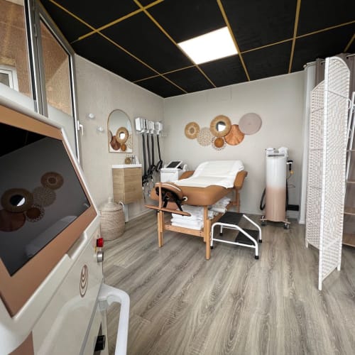 Le Paradis du Soin - Sourcils & cils Martigues - Le Paradis du Soin - Photo Galerie - OneBooking
