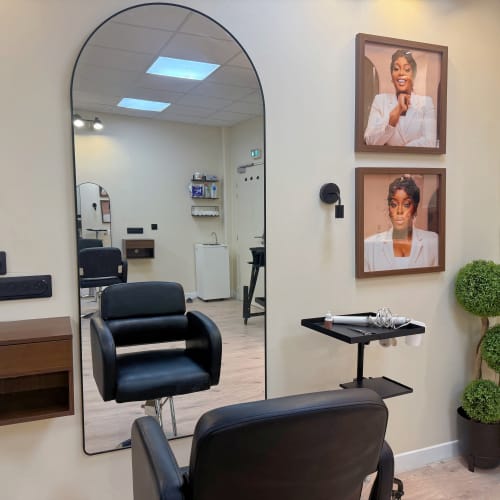 Medine Kaniki Divin Touch - Coiffure Saint-Denis - Medine Kaniki Divin Touch - Photo Galerie - OneBooking