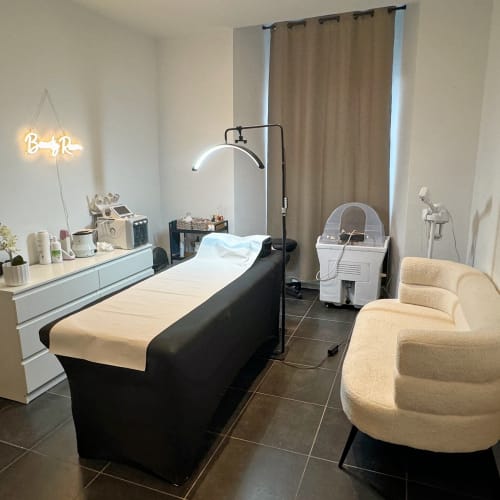 Mel V Beauty Artist - Onglerie La Côte-Saint-André - Mel V Beauty Artist - Photo Galerie - OneBooking