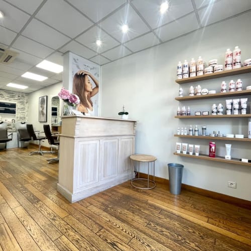Brune et Blonde - Coiffure Angers - Brune et Blonde - Photo Galerie - OneBooking