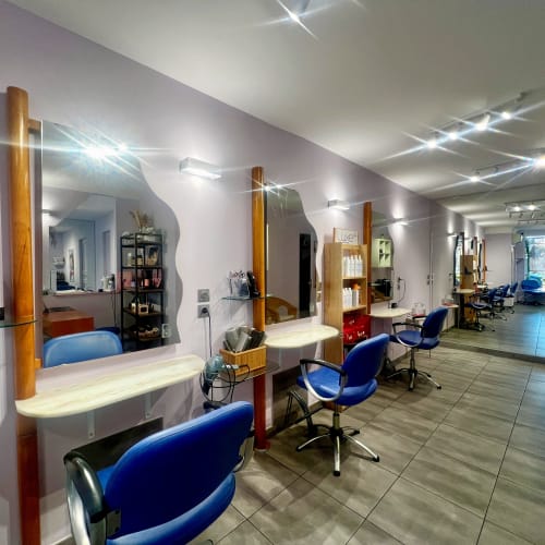 A Votre Coiffure - Coiffure Toulon - A Votre Coiffure - Photo Galerie - OneBooking