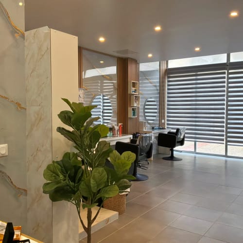 S.Linoria Coiffure - Coiffure Cannes - S.Linoria Coiffure - Photo Galerie - OneBooking
