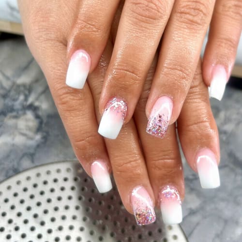 Hannah Nails & Cils - Institut de beauté Marseille - Hannah Nails & Cils - Photo Galerie - OneBooking