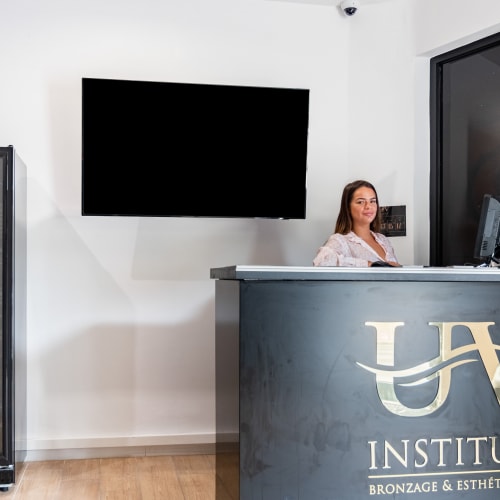 UV Institut - Coiffure Toulon - UV Institut - Photo Galerie - OneBooking