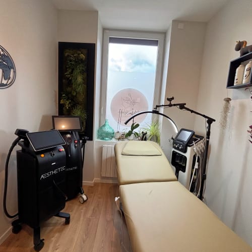 Dermabloom Expérience - Épilation Unieux - Dermabloom Expérience - Photo Galerie - OneBooking