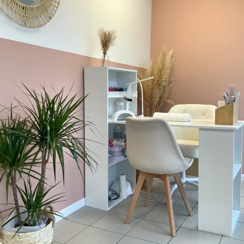 Aura - Sourcils & cils Calais - Aura - Photo Galerie - OneBooking