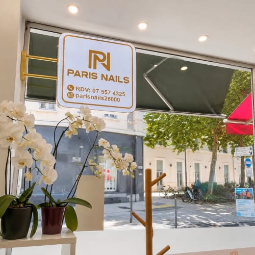 Paris Nails - Sourcils & cils Valence - Paris Nails - Photo Galerie - OneBooking
