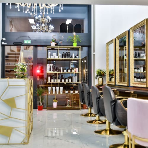 IZEY • Coiffure • Hammam  • Soins - Onglerie Mulhouse - IZEY • Coiffure • Hammam  • Soins - Photo Galerie - OneBooking