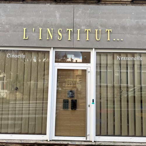 L’Institut… Cinacils & Nessanails - Onglerie Besançon - L’Institut… Cinacils & Nessanails - Photo Galerie - OneBooking