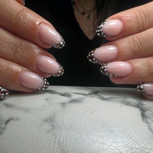 Nails By Nel - Institut de beauté Saint-Étienne - Nails By Nel - Photo Galerie - OneBooking