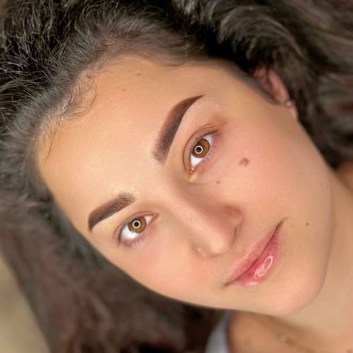 PhiBeauty by Catalina Balan - Sourcils & cils Mérignac - PhiBeauty by Catalina Balan - Photo Galerie - OneBooking