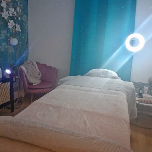 Kobido - Drainage lymphatique - Soins énergétiques - Massage holistique- Mind Body - Institut de beauté Marseille - Kobido - Drainage lymphatique - Soins énergétiques - Massage holistique- Mind Body - Photo Galerie - OneBooking