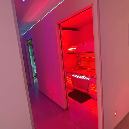 B&B Sun - Centre de bronzage - Institut de beauté Saint-Étienne - B&B Sun - Centre de bronzage - Photo Galerie - OneBooking