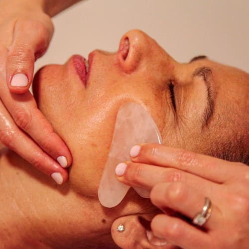 Anahata - Massage prénatal - Drainage Lymphatique - Madérothérapie - Massage Marseille - Anahata - Massage prénatal - Drainage Lymphatique - Madérothérapie - Photo Galerie - OneBooking
